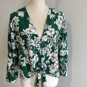 Zara floral blouse top tie front dolman 3/4 sleeves green with white lavender M